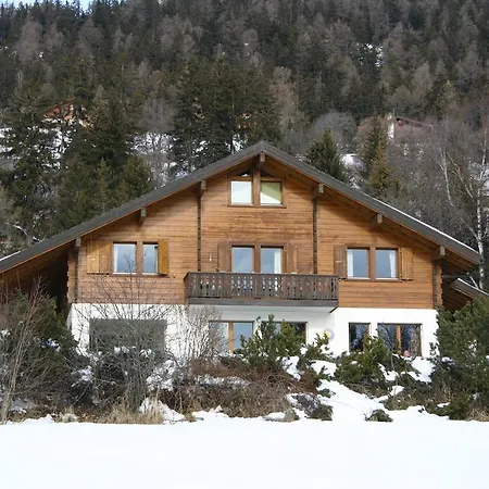 Domaine De La Famille Te Hébergement de vacances Arbaz