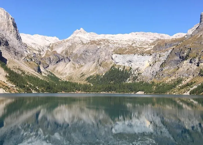 Domaine De La Famille Te Arbaz