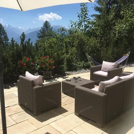 Holiday home Domaine De La Famille Te Arbaz