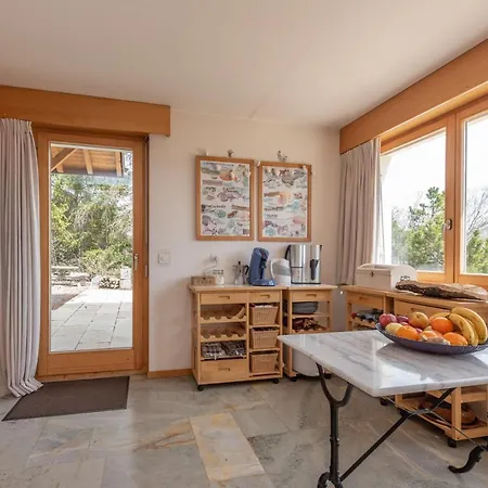 Domaine De La Famille Te Arbaz